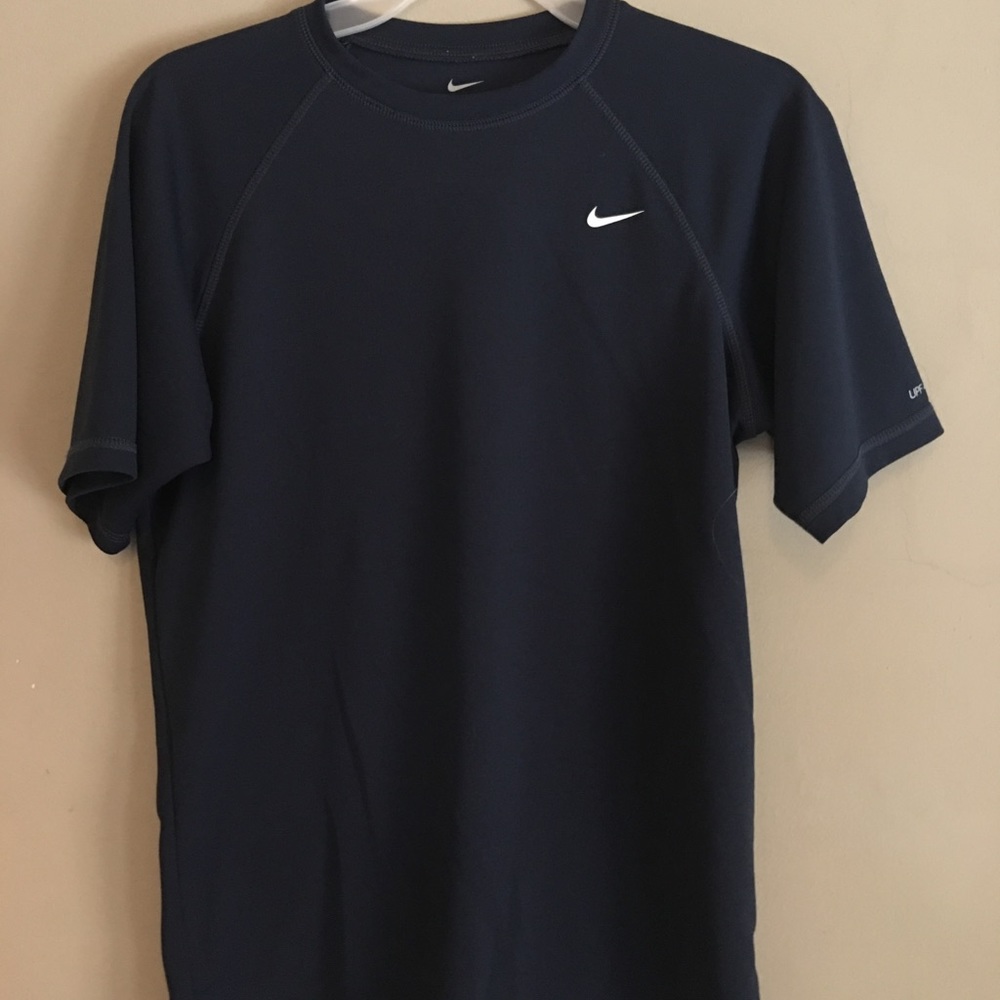 Men’s Nike Dri Fit shirt